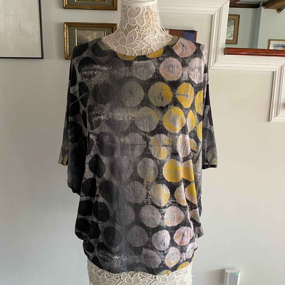 ALEMBIKA Gray Large Polka Dot Dolman Sleeves Top